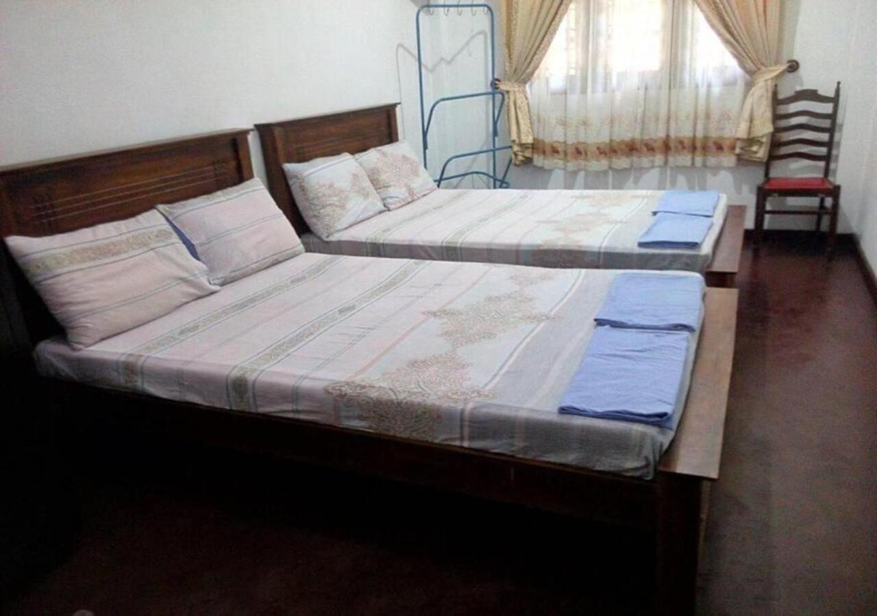 Appartamento Weerakoon Guest Hikkaduwa Esterno foto