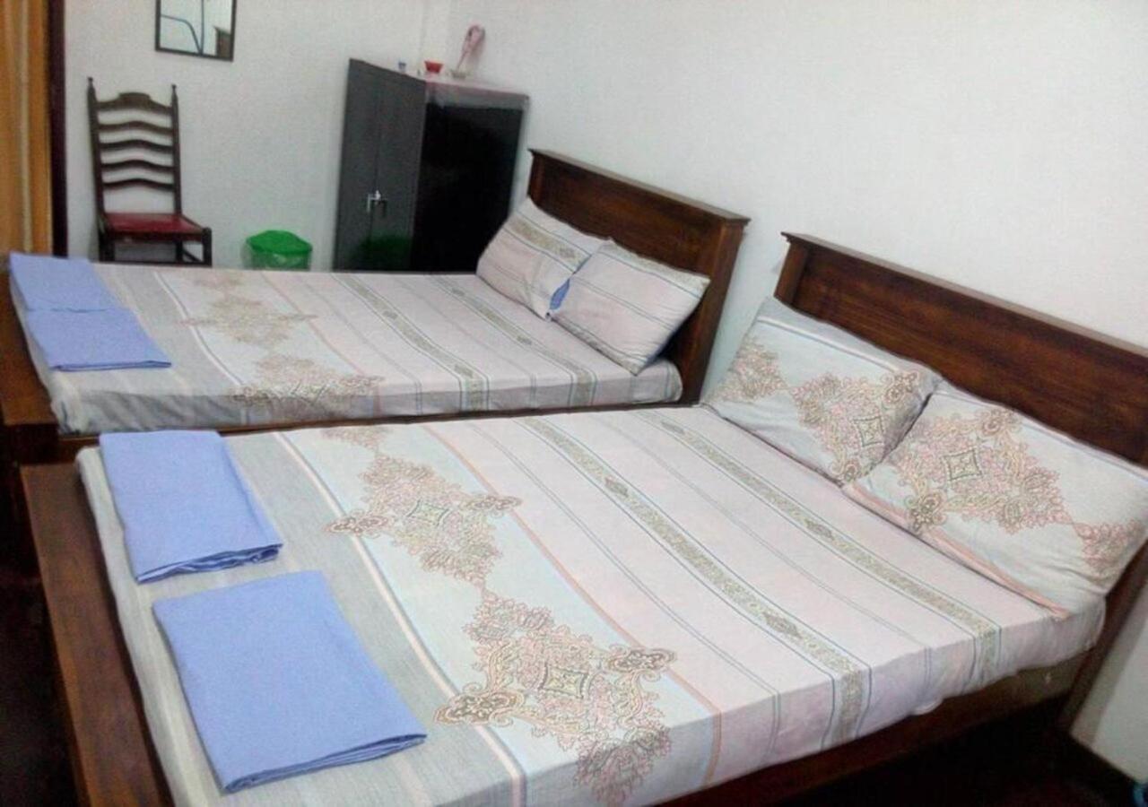 Appartamento Weerakoon Guest Hikkaduwa Esterno foto