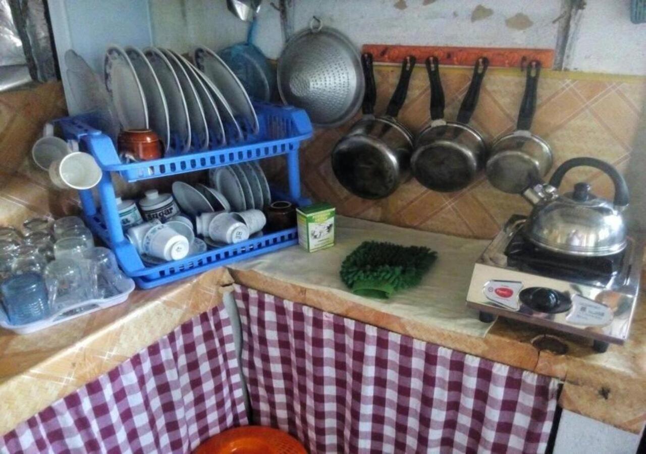 Appartamento Weerakoon Guest Hikkaduwa Esterno foto